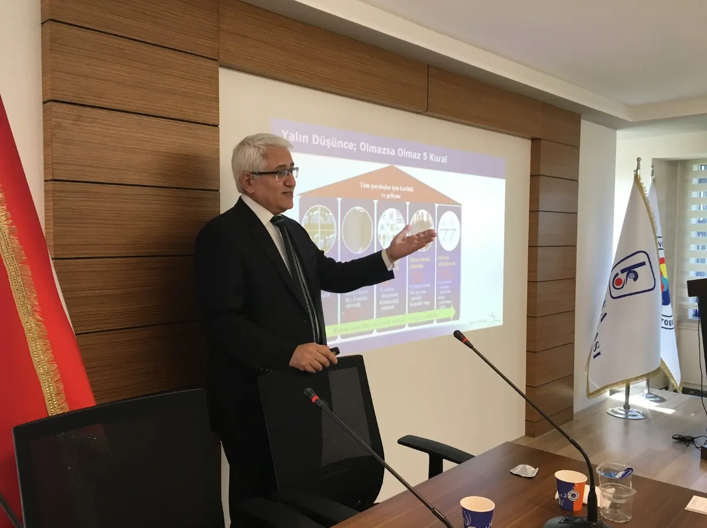 Yalın Üretim Eğitimi: Kapsamı, Faydaları ve Program İçeriği — Yalın Model blog
